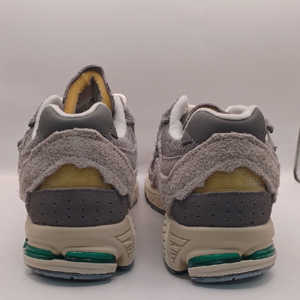 NEW New Balance 2002R Protection Pack-Rain Cloud Size M:8.5 W:10US (Damaged Box) - Picture 3 of 16